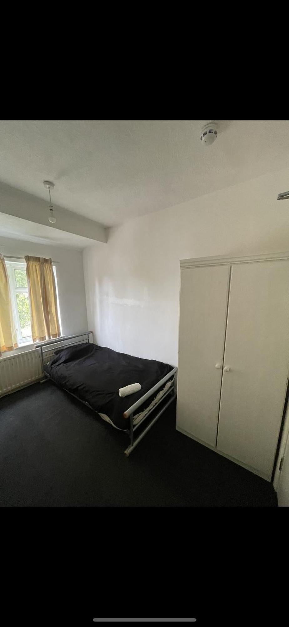 Cozy Private Rooms In Homestay Ilford Bagian luar foto